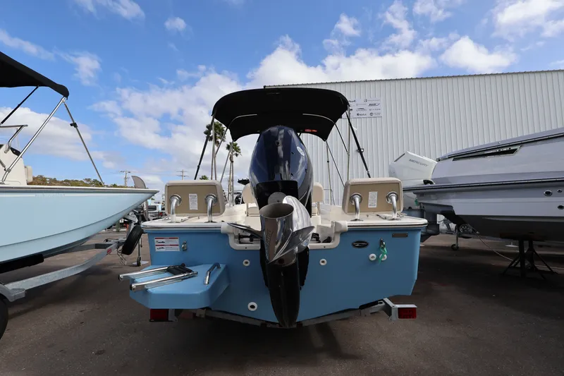 Slide: The Image of Boston Whaler 170 Montauk 2026 - 2