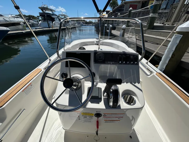 Slide: The Image of Boston Whaler 170 Montauk 2026 - 13