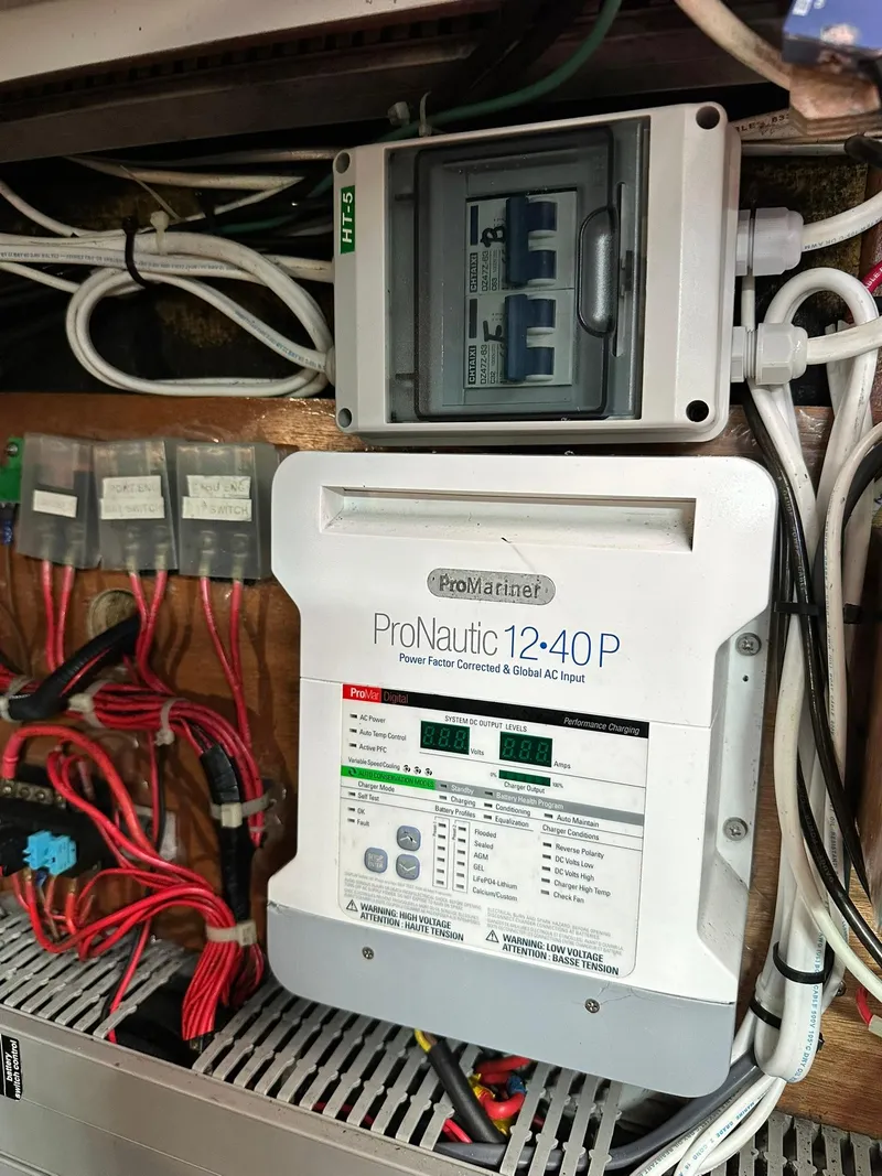 Slide: The Image of Beneteau Swift Trawler 42 2005 - 97