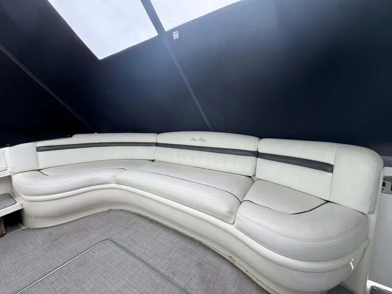 Slide: The Image of Luxurious white leather seating on 2003 Sea Ray 500 Sundancer yacht. - 9