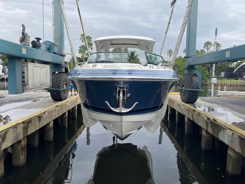 Slide: The Image of Formula 330 Crossover Bowrider OB 2023 - 51
