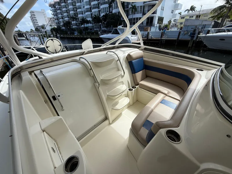 Slide: The Image of 2008 Hydra-Sports Vector 3500 VX boat interior with seating and storage. - 18