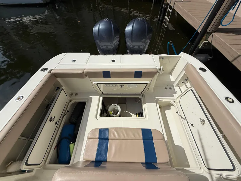 Slide: The Image of 2008 Hydra-Sports Vector 3500 VX boat interior with dual outboard motors. - 48