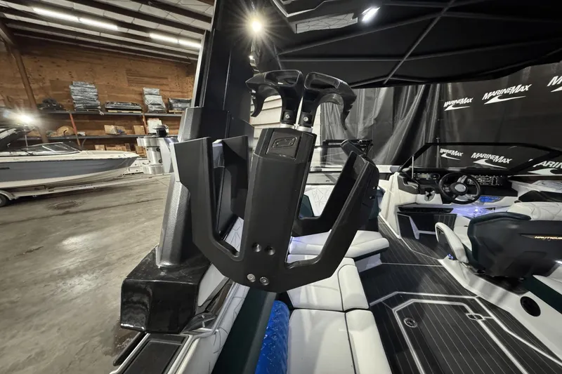 Slide: The Image of Nautique Super Air Nautique G25 Paragon 2020 - 14