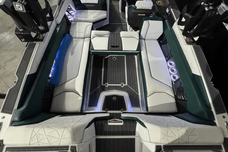 Slide: The Image of Nautique Super Air Nautique G25 Paragon 2020 - 18