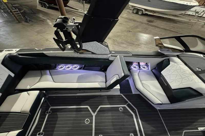 Slide: The Image of Nautique Super Air Nautique G25 Paragon 2020 - 25