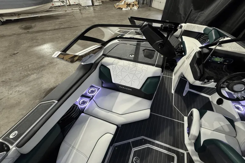 Slide: The Image of Nautique Super Air Nautique G25 Paragon 2020 - 28