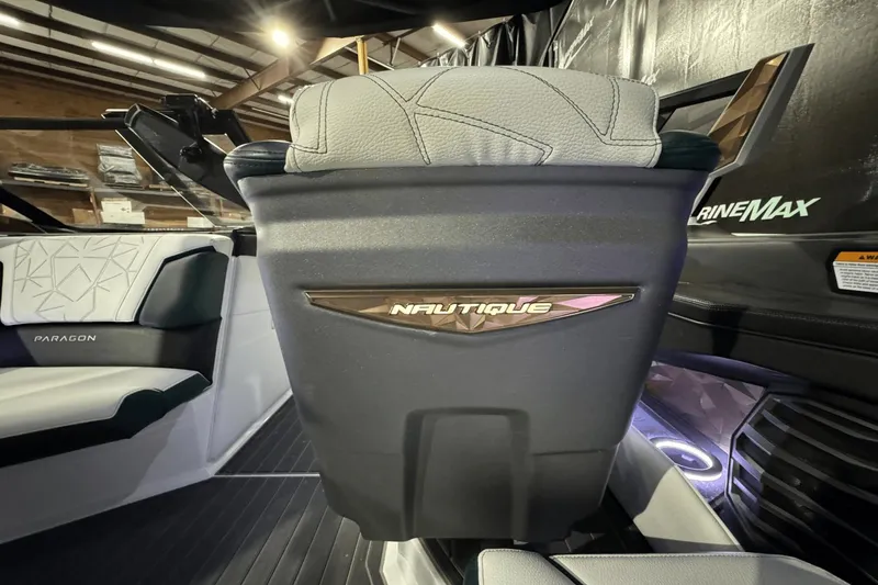 Slide: The Image of Nautique Super Air Nautique G25 Paragon 2020 - 32