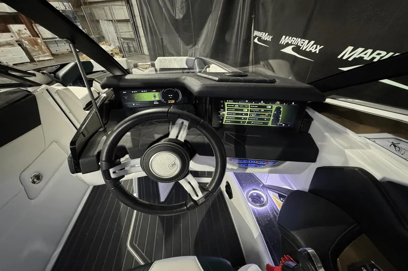 Slide: The Image of Nautique Super Air Nautique G25 Paragon 2020 - 33