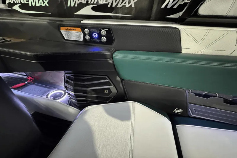 Slide: The Image of Nautique Super Air Nautique G25 Paragon 2020 - 35