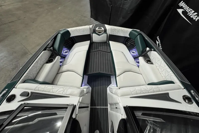 Slide: The Image of Nautique Super Air Nautique G25 Paragon 2020 - 38