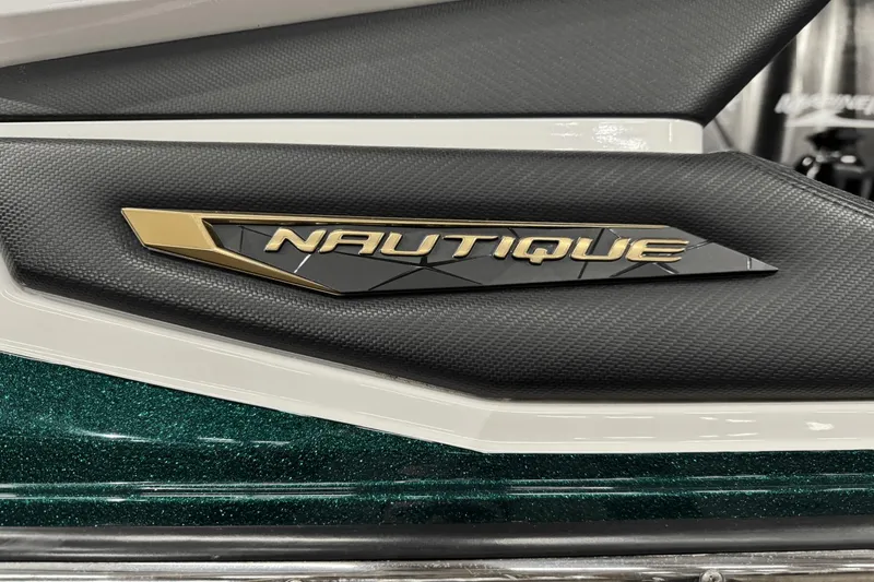 Slide: The Image of Nautique Super Air Nautique G25 Paragon 2020 - 4