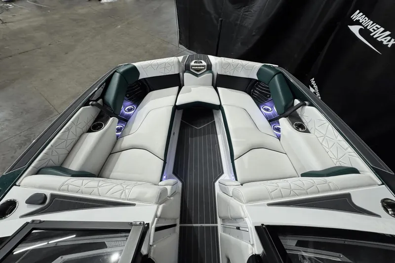 Slide: The Image of Nautique Super Air Nautique G25 Paragon 2020 - 40