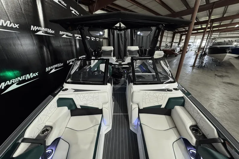 Slide: The Image of Nautique Super Air Nautique G25 Paragon 2020 - 46