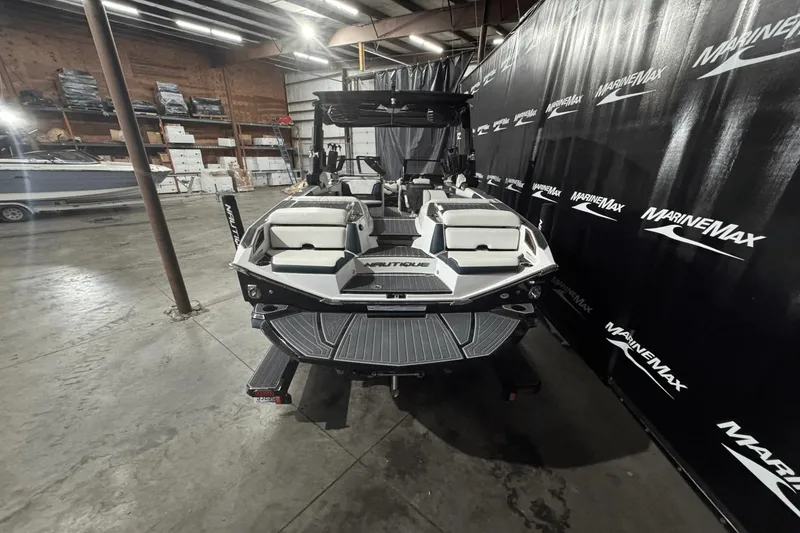 Slide: The Image of Nautique Super Air Nautique G25 Paragon 2020 - 7