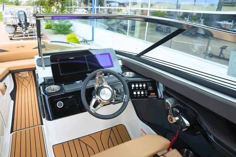 Slide: The Image of Sea Ray SLX 260 Surf 2026 - 15