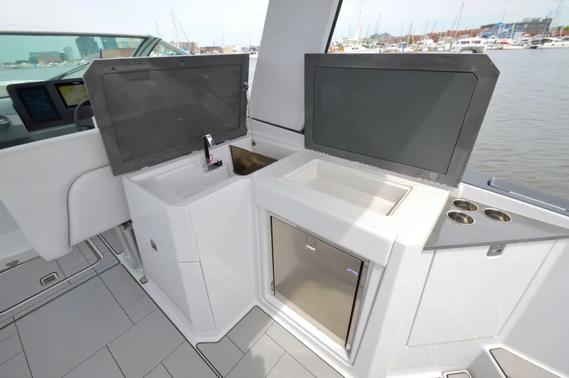 Slide: The Image of Aviara AV 32 2023 - 15