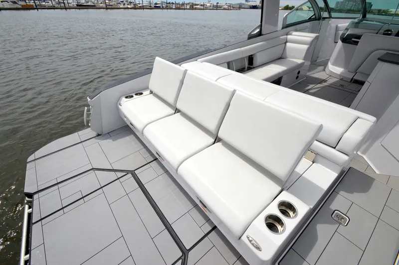 Slide: The Image of Aviara AV 32 2023 - 9