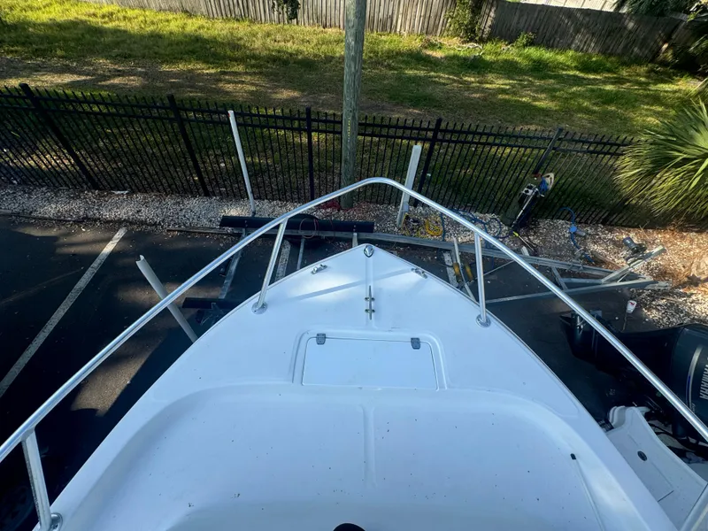 Slide: The Image of Angler 220WA 2004 - 16