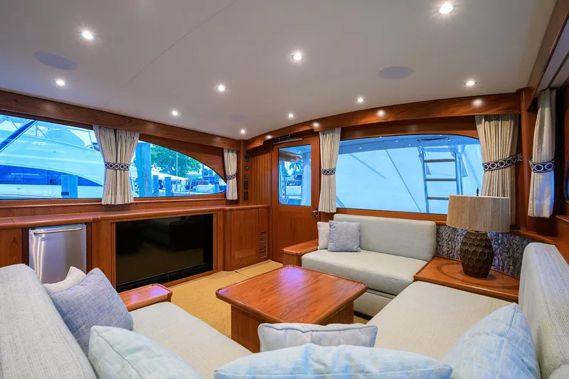 Slide: The Image of Rybovich 62 Base Camp - Salon - 11