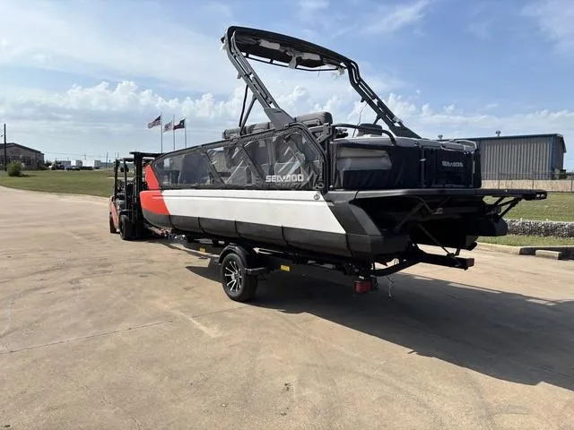 Slide: The Image of Sea-Doo Switch Sport 21 2025 - 2