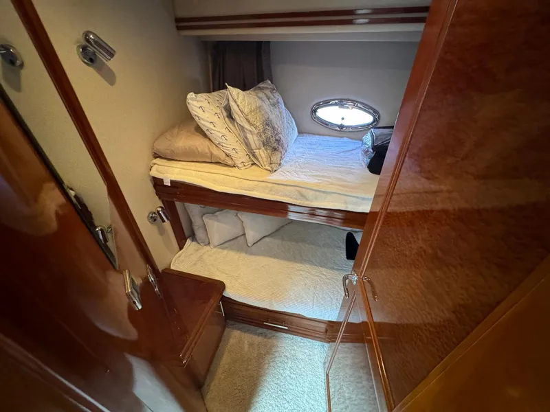 Slide: The Image of Carver 56 Voyager 2006 - 51