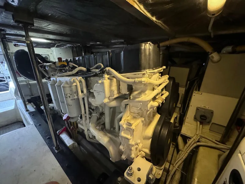 Slide: The Image of Carver 56 Voyager 2006 - 58