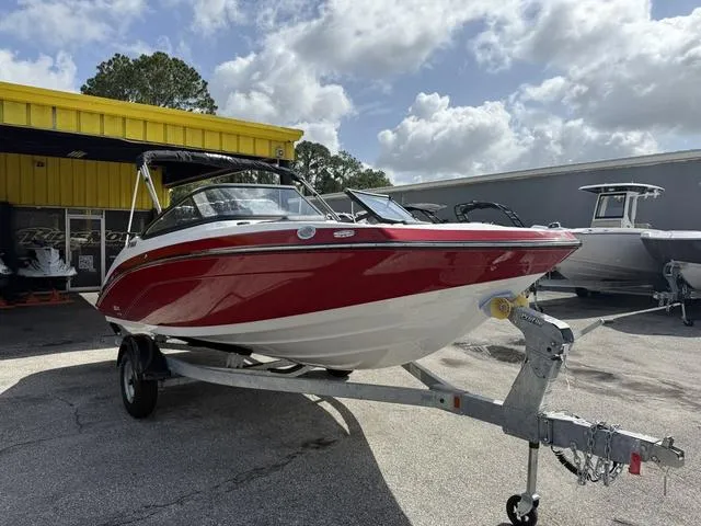 Slide: The Image of Yamaha SX195 2025 - 4