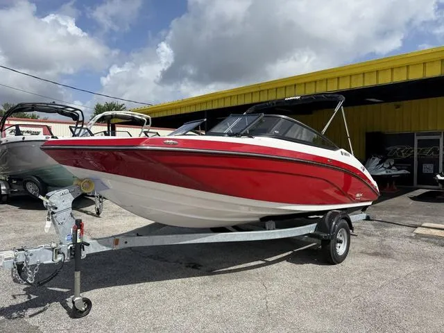 Slide: The Image of Yamaha SX195 2025 - 7