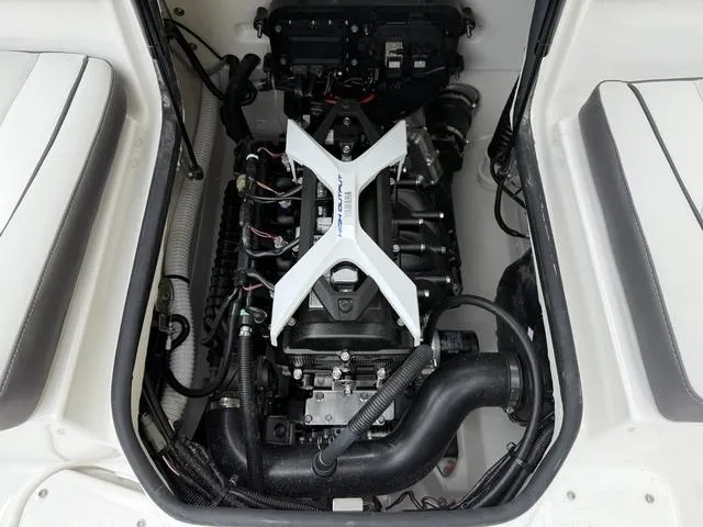 Slide: The Image of Yamaha AR190 2025 - 29