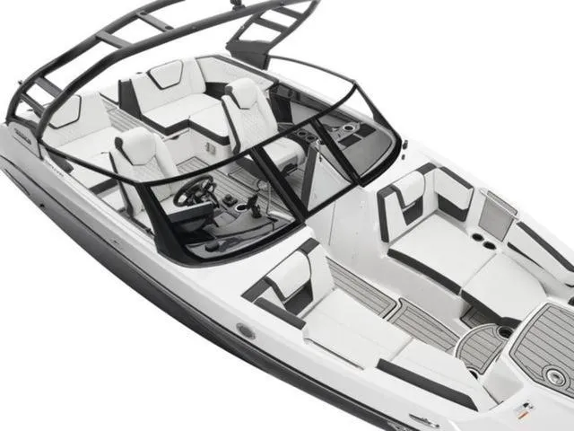 Slide: The Image of Yamaha 222SE 2025 - 2