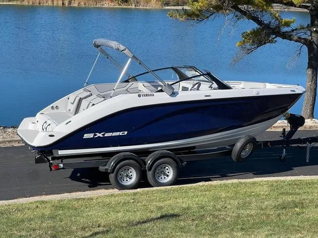 The Image of Yamaha SX220 2025 - 1