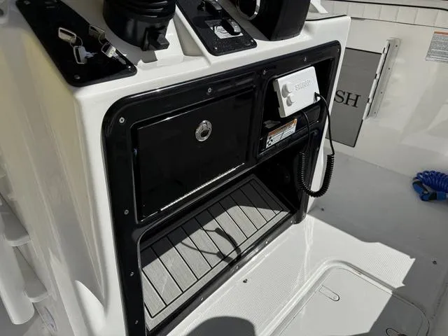 Slide: The Image of Yamaha 222 FSH Sport 2025 - 16