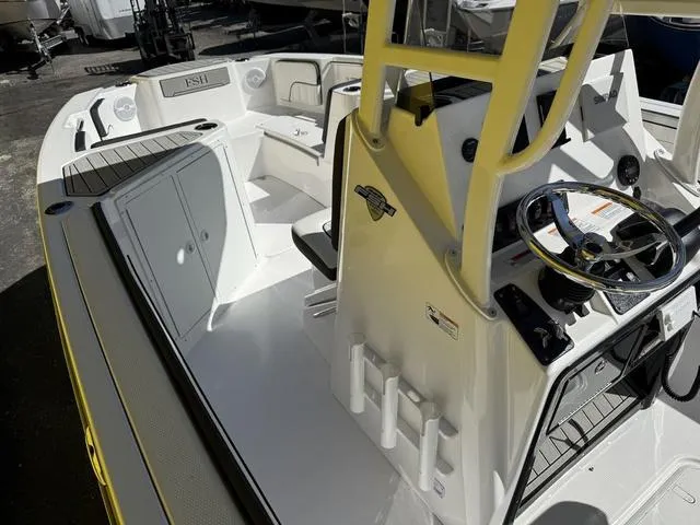 Slide: The Image of Yamaha 222 FSH Sport 2025 - 20