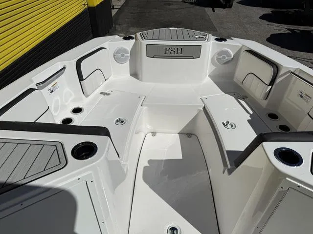 Slide: The Image of Yamaha 222 FSH Sport 2025 - 24