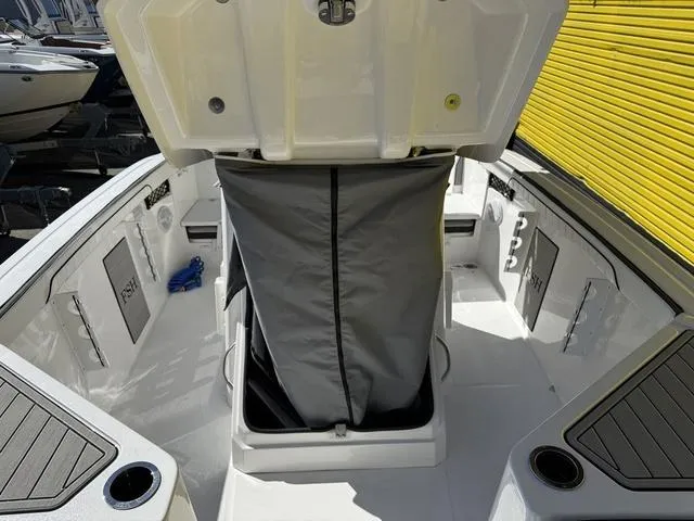 Slide: The Image of Yamaha 222 FSH Sport 2025 - 28