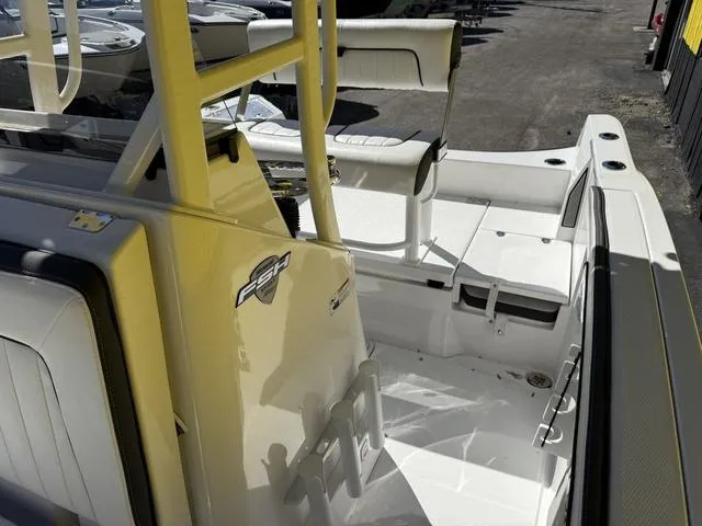 Slide: The Image of Yamaha 222 FSH Sport 2025 - 29