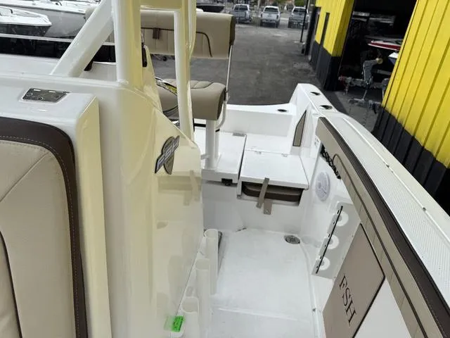 Slide: The Image of Yamaha 222 FSH Sport 2025 - 27