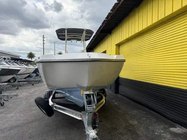 Slide: The Image of Yamaha 222 FSH Sport 2025 - 5