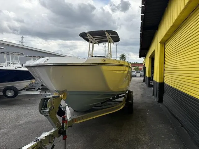 Slide: The Image of Yamaha 222 FSH Sport 2025 - 6