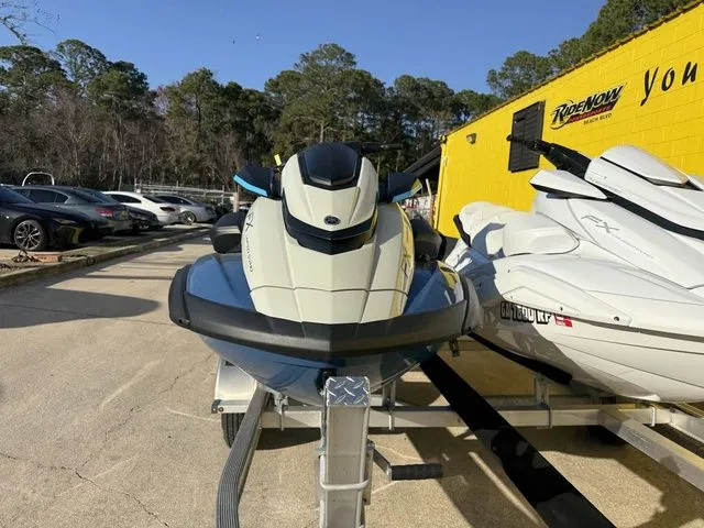 Slide: The Image of Yamaha FX Limited SVHO 2025 - 8