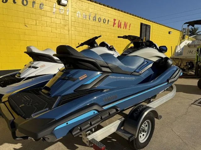 Slide: The Image of Yamaha FX Limited SVHO 2025 - 9