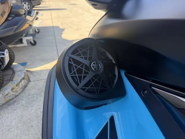 Slide: The Image of Yamaha FX SVHO 2025 - 19