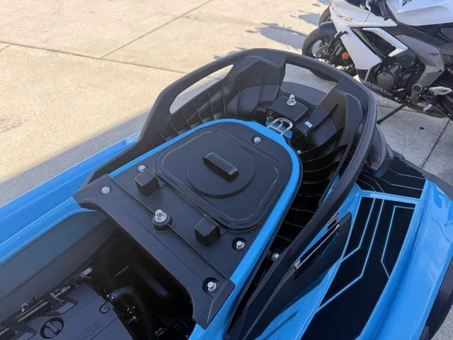 Slide: The Image of Yamaha FX SVHO 2025 - 21