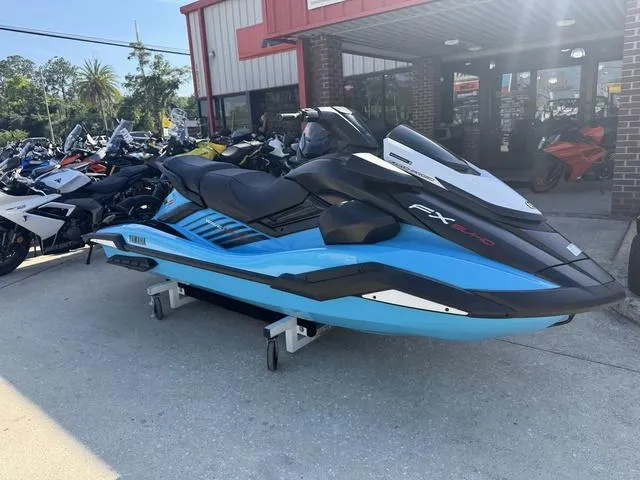 Slide: The Image of Yamaha FX SVHO 2025 - 4