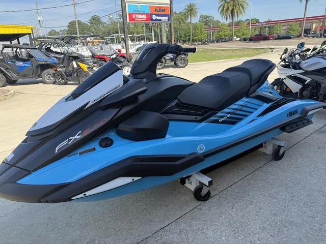 Slide: The Image of Yamaha FX SVHO 2025 - 6