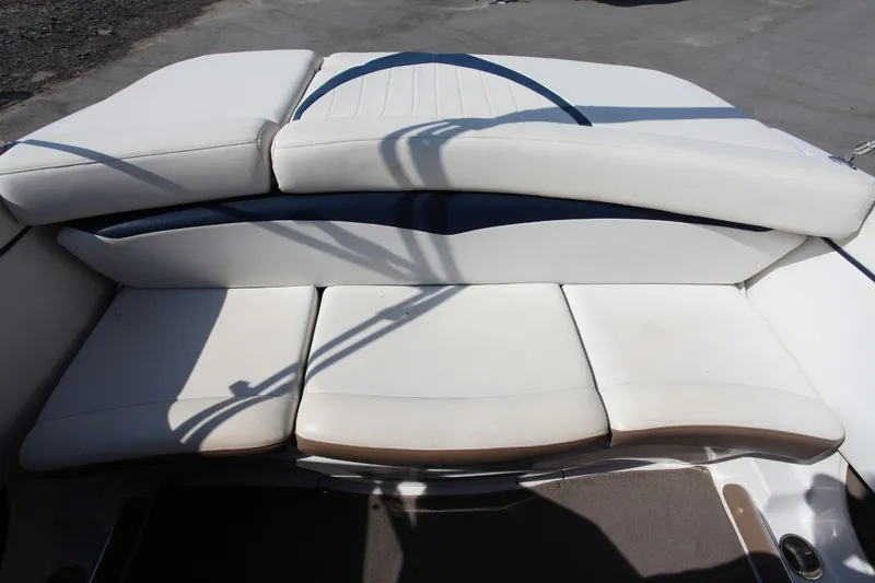 Slide: The Image of Four Winns H210 2008 - 10