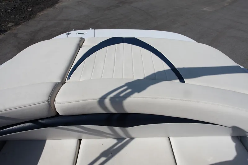 Slide: The Image of Four Winns H210 2008 - 12