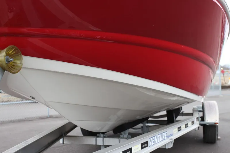 Slide: The Image of Stingray 192 SC 2019 - 18