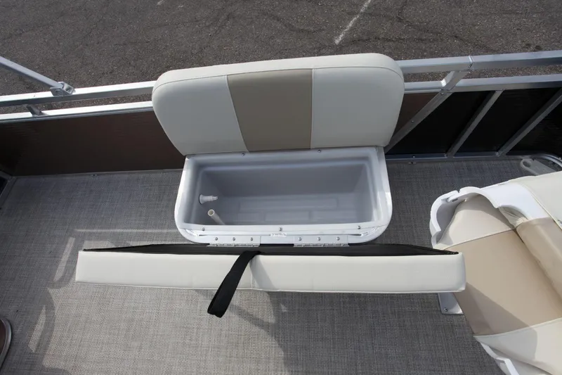 Slide: The Image of Paddle King LO-PRO Cruiser #2 2023 - 8